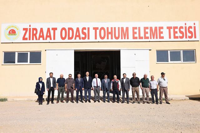 ÖZDEMİR’DEN ÇİFTÇİLER İÇİN YENİ TOHUM ELEME MAKİNESİ TALEBİ